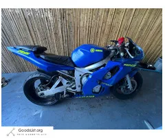 2001 YAMAHA R6